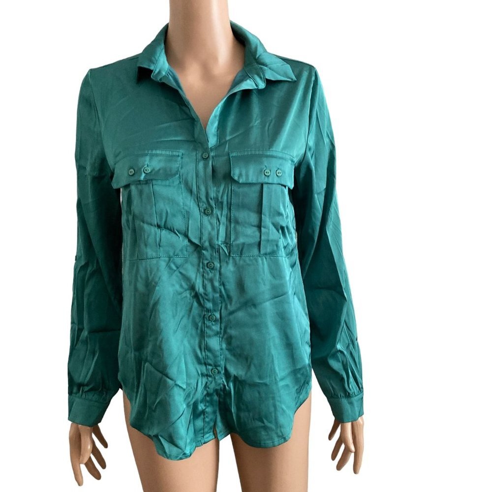 J Lux Label Shirt Button Front Women Small Green Satin